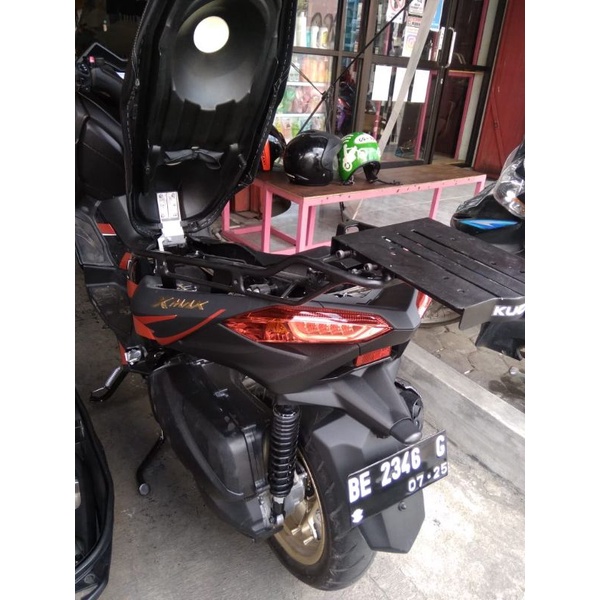 breket box motor Kucay Geser yamaha Xmax 250 faqih motoshop faqihmotoshop