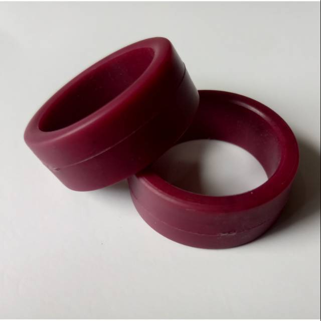 REP TAMIYA 95208 BAN MAROON MEDIUM SUPER HARD