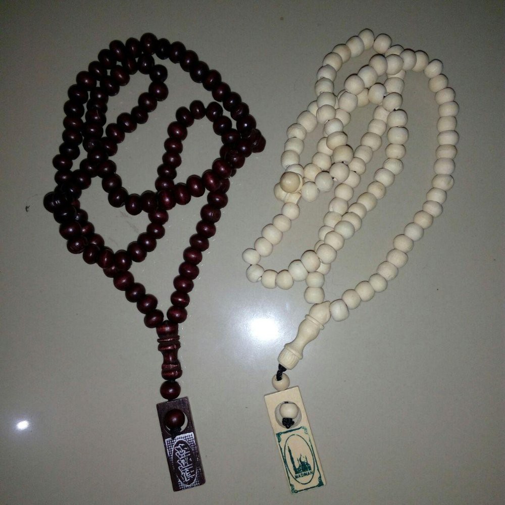 

kalung tasbeh kayu ukuran besar 99 manik manik dengan 3 pembatas