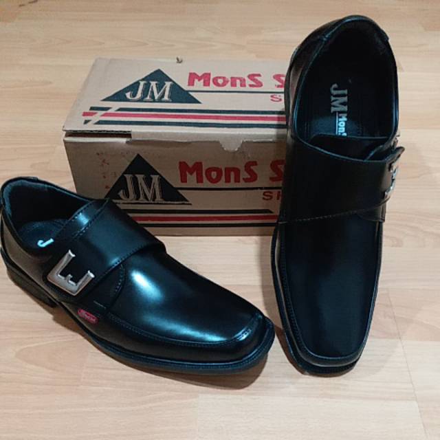 SEPATU PANTOFEL PRIA JM MONS STAR ( 205 )