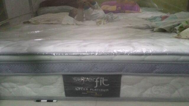 Comforta Superfit Super Platinum Kasur Saja Uk. 180 X 200