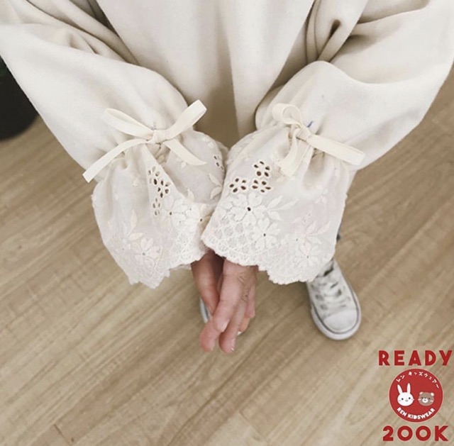 Import !! Lace sleeve sweater set (atasan aja)