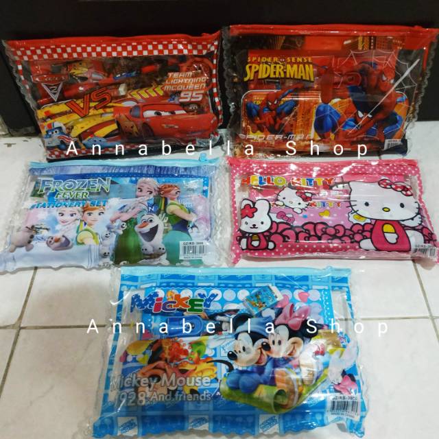 

Set Stationery Paket Alat Tulis RS 3000 Perlengkapan Sekolah Murah