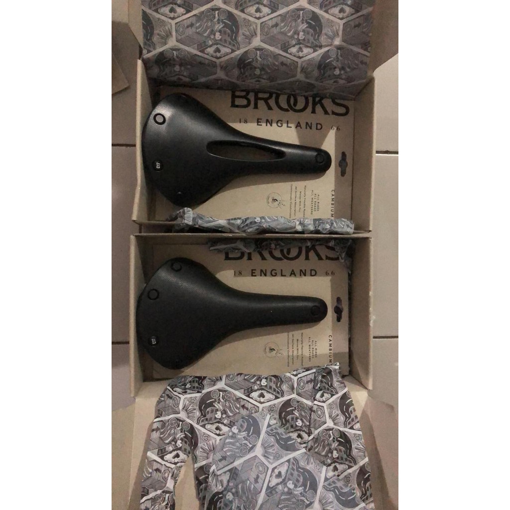 Saddle BROOKS