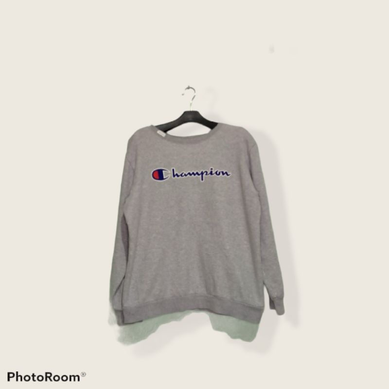 crew neck