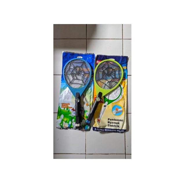 [✅COD] Raket anti nyamuk pembasmi serangga portable listrik elektrik setrum premium 5000W lampu sent