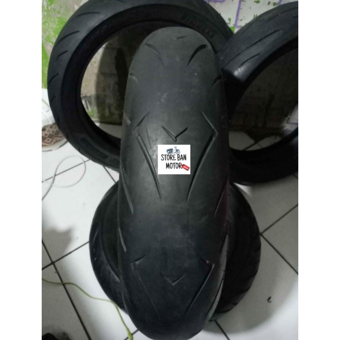 Ban motor merk corsa r93 ukuran 150/60 ring 17