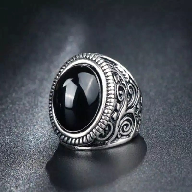 CINCIN PRIA BATU HITAM