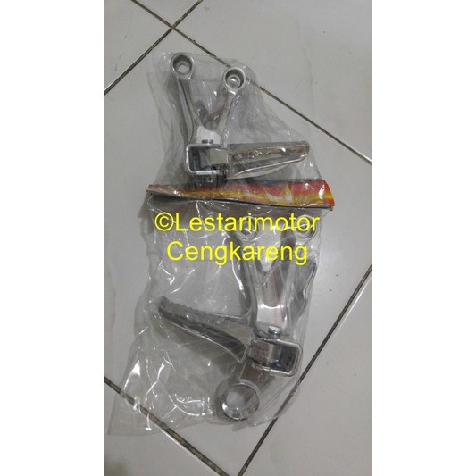 Dudukan Bustep belakang / Bracket Bustep Satria FU Nekel / Chrome