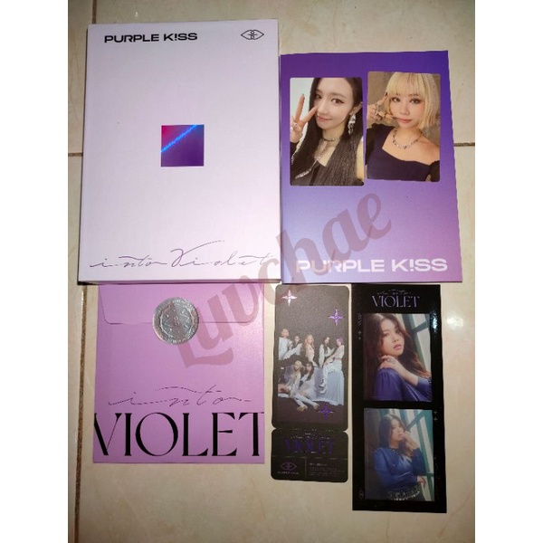 Album Purple Kiss unsealed