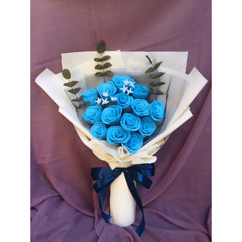 Buket Bunga Mawar Biru