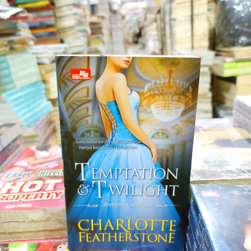 OBRAL SUPER MURAH BUKU NOVEL TERJEMAHAN HARLEQUIN - HERLEQUIN / NOVEL DEWASA / NOVEL REMAJA / ORIGINAL #26D-Temptation  Twilight