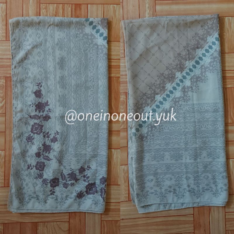 PRELOVED PASAMAN SCARF RIA MIRANDA RIA MIRANDA