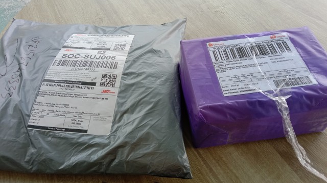 Batik Couple Keluarga Sania Ruffle Ori Ndoro Jowi Dnt Wayangan Prodo