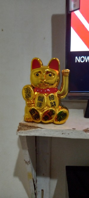Lucky Cat /kucing Rejeki/kucing Hoki/kucing Maneko Neki Baterai 16.5cm