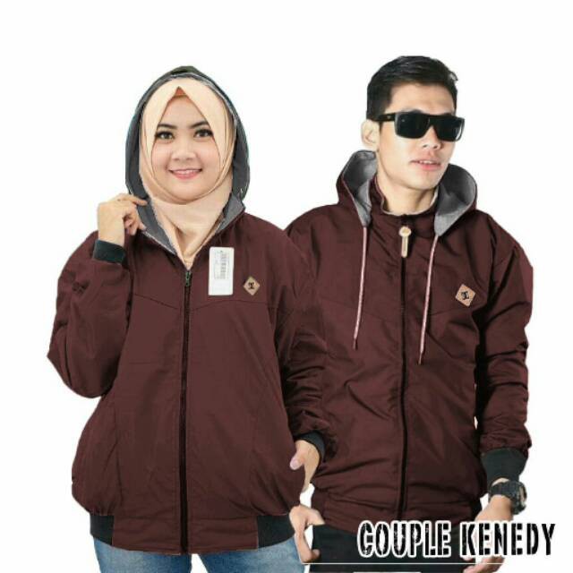 SATU PAKET ISI 2 / Jaket Couple ! Jaket Bolak Balik Pria Dan Wanita Jaket BB DC / Jaket Parasut