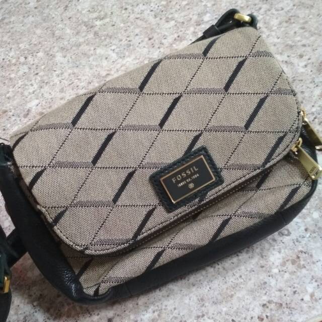 Sling bag preston