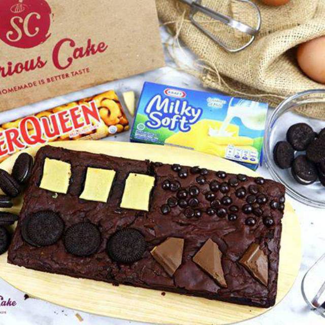 

SERIOUSCAKE Brownies Coklat SPESIAL Mix 4 Topping ukuran 20x10 cm