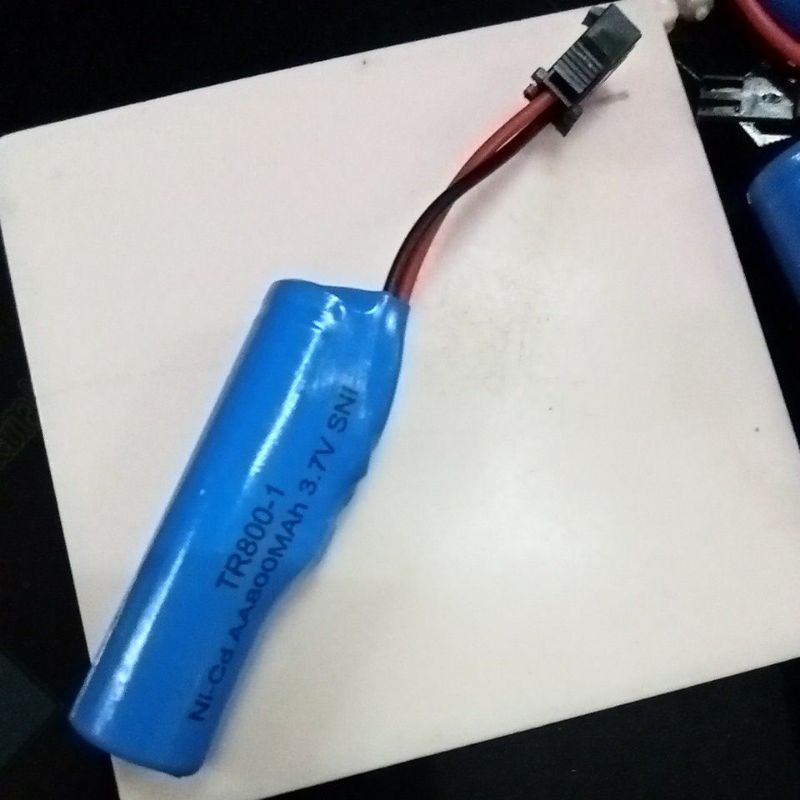 Sekar_Shop07 Baterai Soket Isi 1 Pcs 800Mah 3,7 Volt