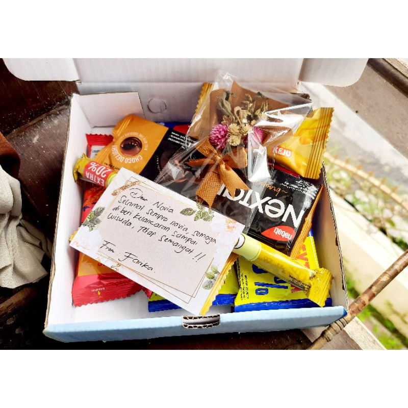 

Hampers Snack Kekinian