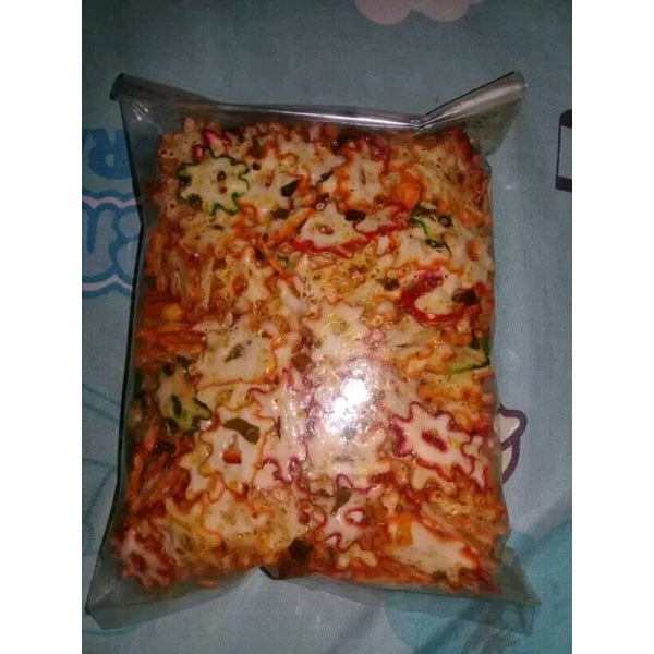 

sebring kerupuk bintang daun jeruk bawang pedas