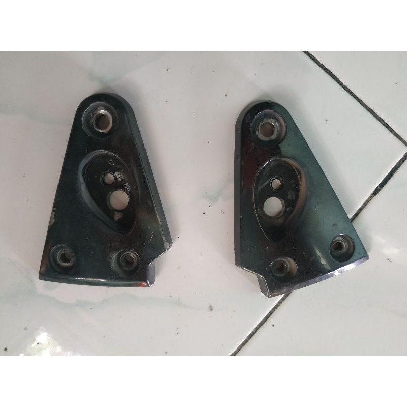 kupingan lampu depan honda tiger revo ori