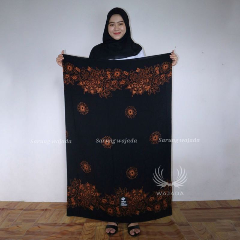 SARUNG BATIK AQIL GLOYOR WANITA TERBARU DAN TERLARIS/SARUNG MBAK SANTRI KEKINIAN ASLI PEKALONGAN