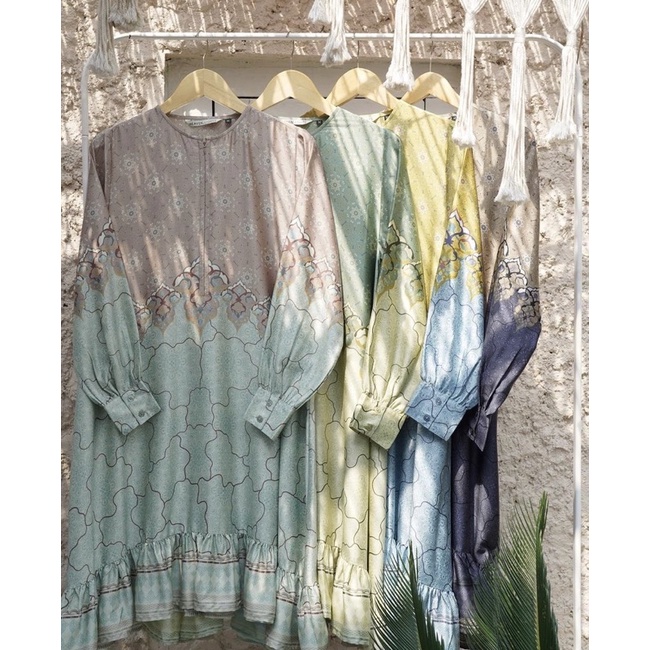 READY SOON GAURI TUNIK HEAVEN LIGHTS SEAGRASS ROYAL HONEY