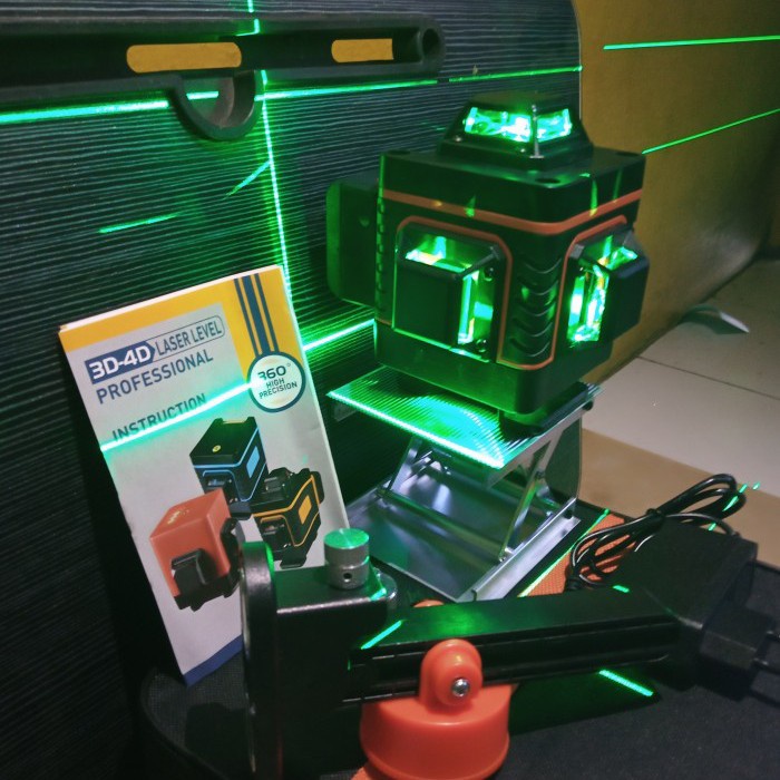 Laser level 16 line HILDA Mesin Self Leveling 4D Remote FREE TRIPOD