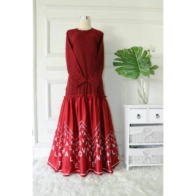Gamis Valentino Maroon