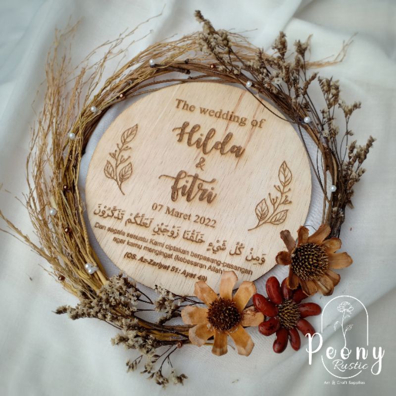 (rangkaian bunga + grafir nama mahar)PAKET RANGKAIAN BUNGA MAHAR