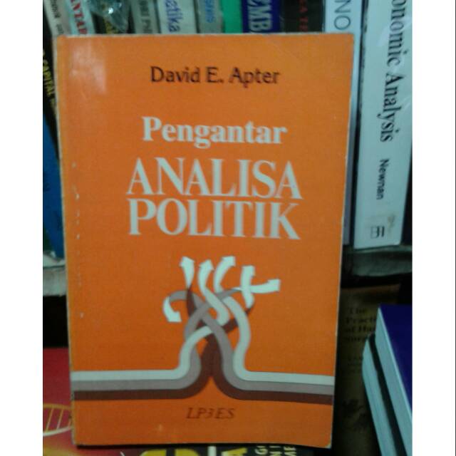 PENGANTAR ANALISA POLITIK