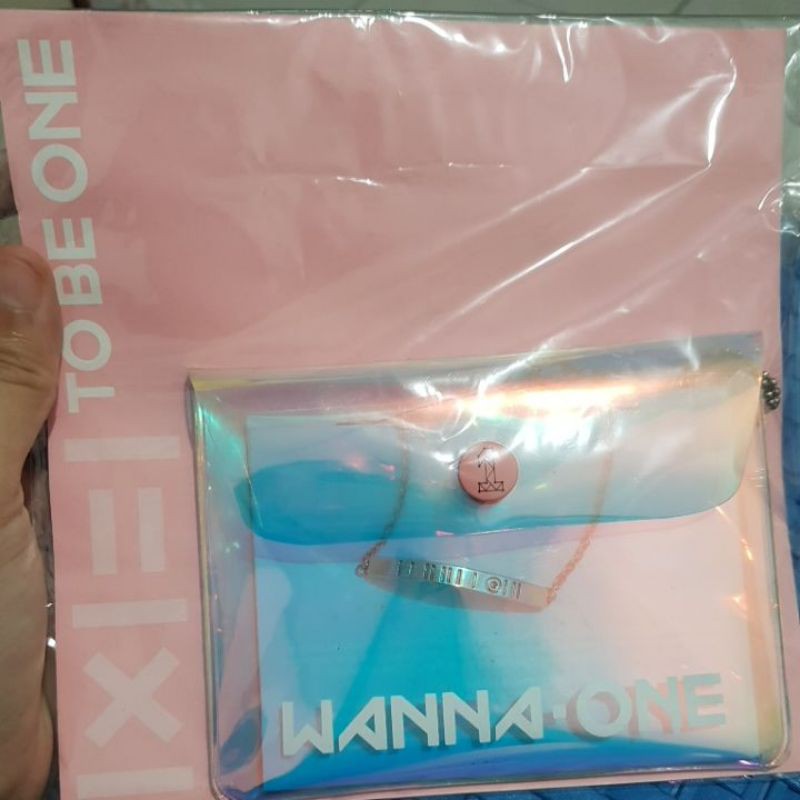 [WANNA ONE] CLEARANCE SALE / WANNA ONE SHOWCON BRACELET