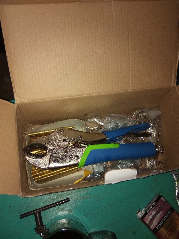 Tang Buaya / Jepit Camel 10