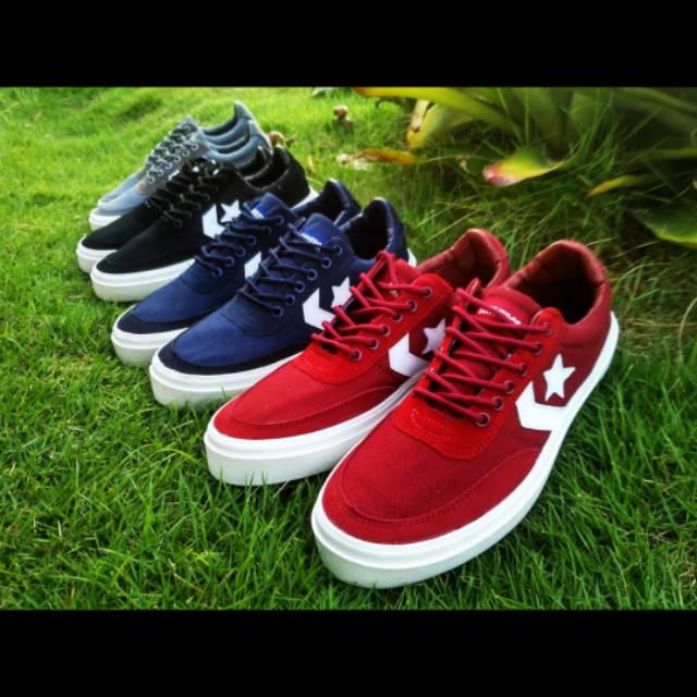 Converse OneStar