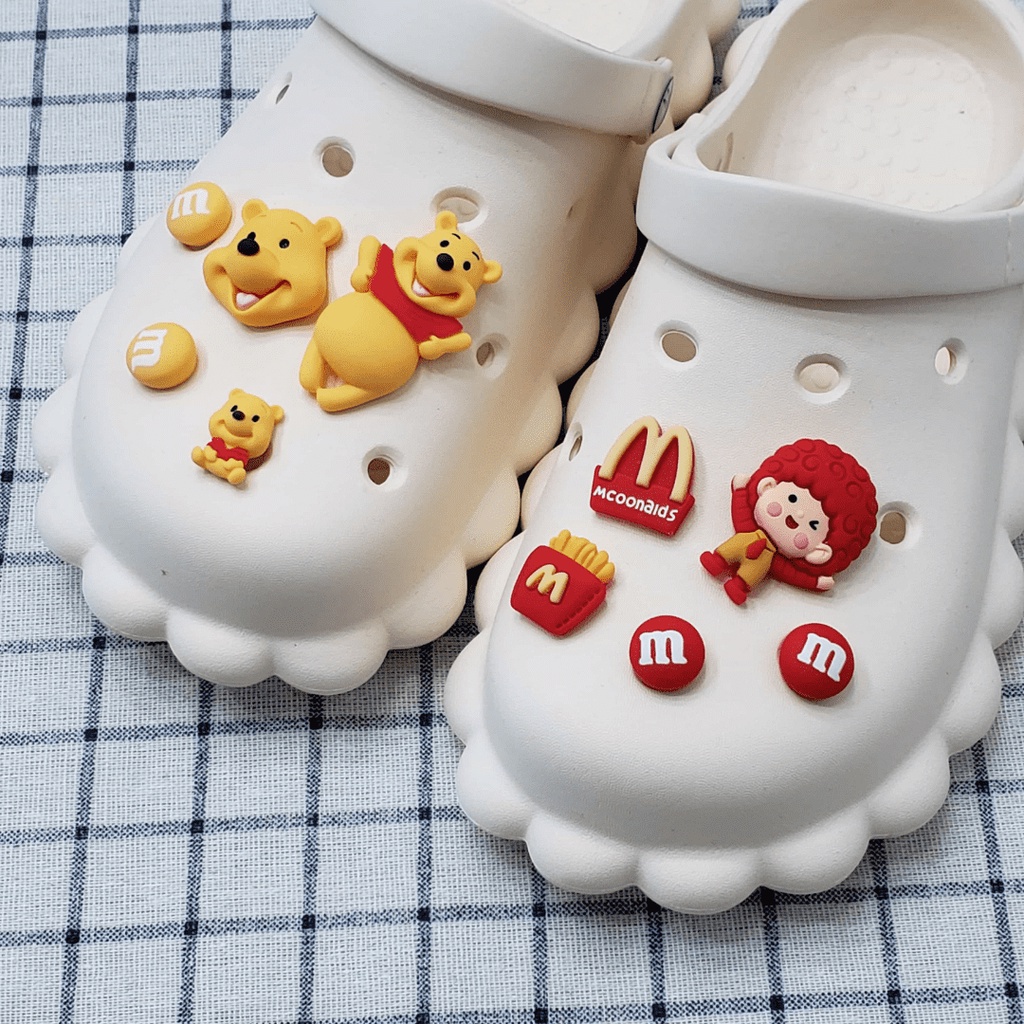 ✨shinyDIY✨Crocs jibbitz: aksesori cantik untuk sepatumu❤️10 Pcs Aksesoris Sepatu Desain Kartun Winnie the Pooh-croc jibz / Button croc / Charm