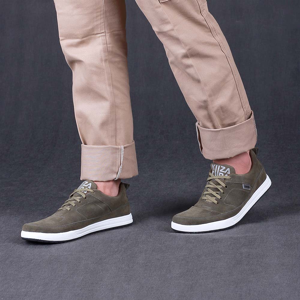 Justrue Sepatu Pria Sneakers Olive Muda Original 100% 316