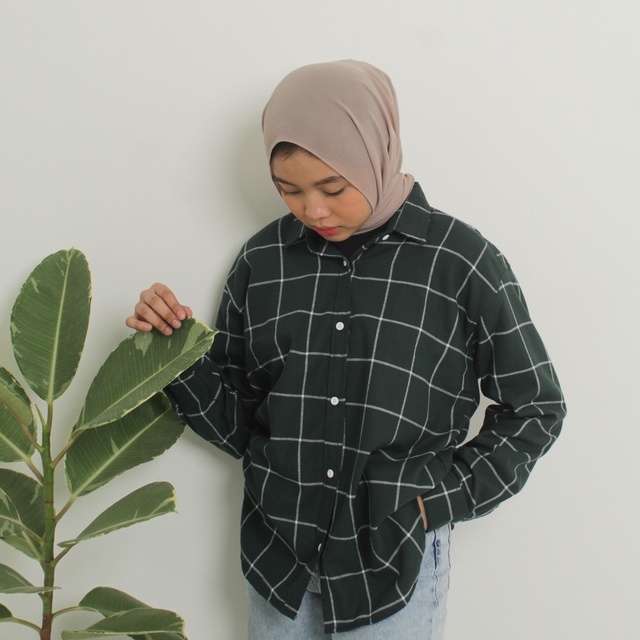 Hollingberry - Clay Flanel Shirt Kemeja Flanel Wanita Oversized