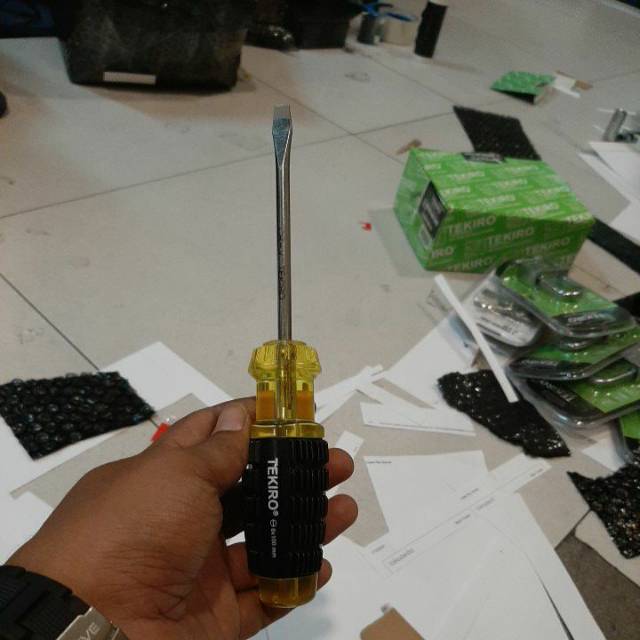 OBENG MIN GAGANG KARET 6 X 100MM TEKIRO / OBENG TEKIRO / OBENG MIN TEKIRO