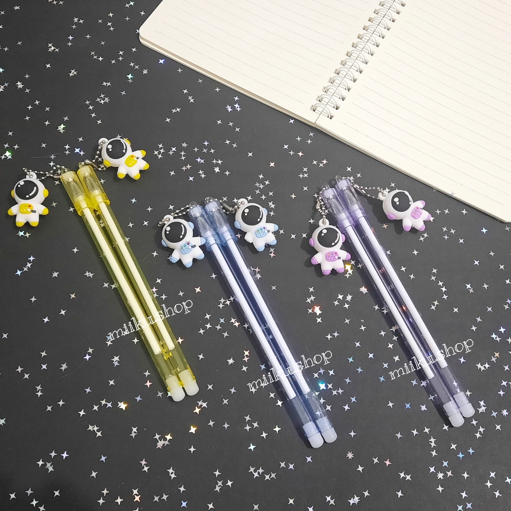 

PULPEN GANTUNGAN ASTRONOT