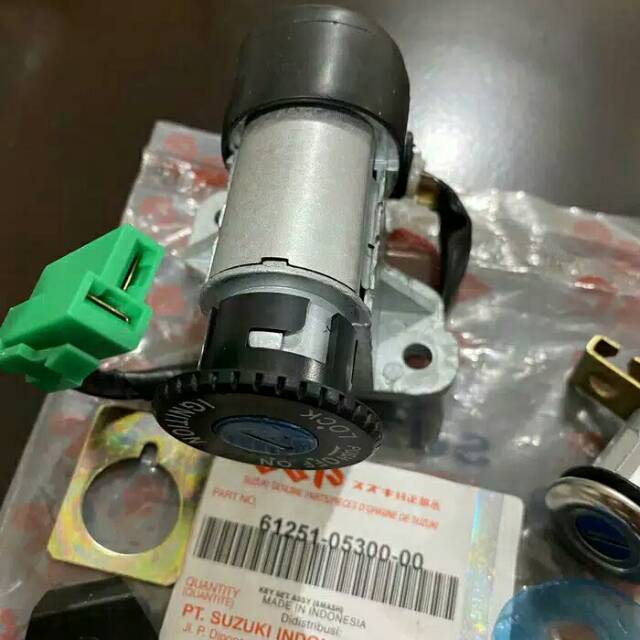 Kunci Kontak Jok Set Key Assy Motor Suzuki Smash Old Lama