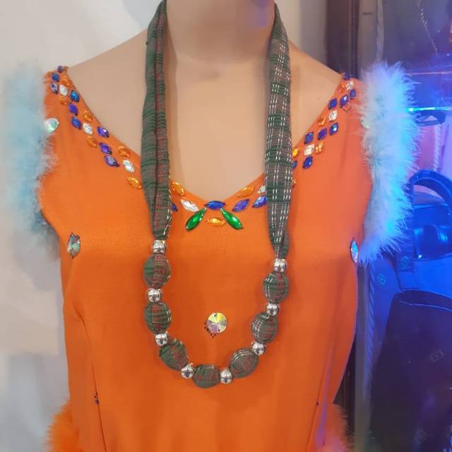 Kalung Tenun Dari Ulos Mainan Bulat