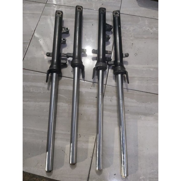 As 26 botom shock depan satria fu original