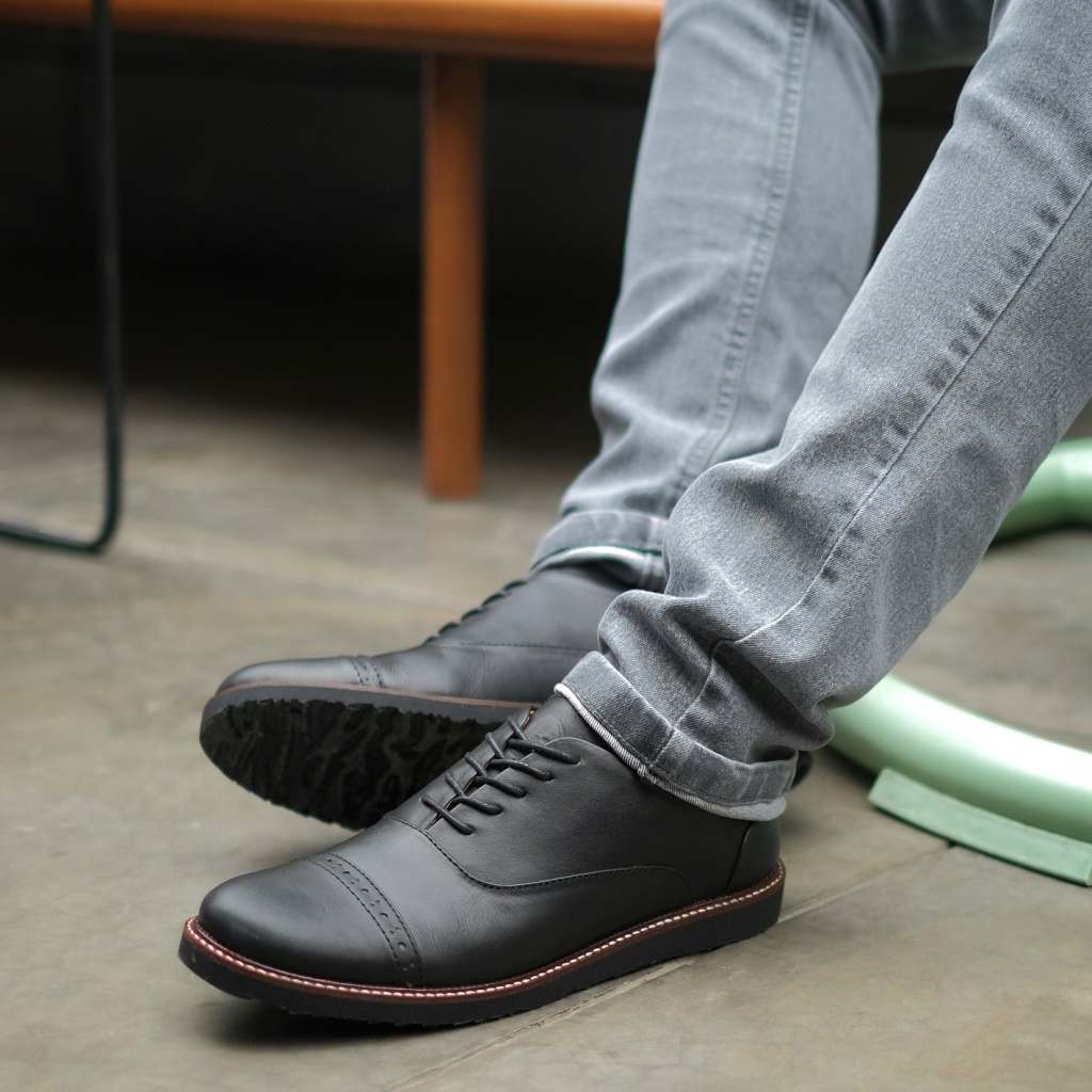 JAZZ 01 BLACK ORIGINAL x REYL MAN Sepatu Kulit Sapi Asli Hitam Pria Formal Pantofel Kerja Kantor Dinas Resmi Guru Kantoran Pesta Undangan Kondangan Nikah Wisuda Casual Oxford 1.0 Genuine Leather Men Footwear Big Size Jumbo Ukuran Besar 44 45 Keren Terbaru