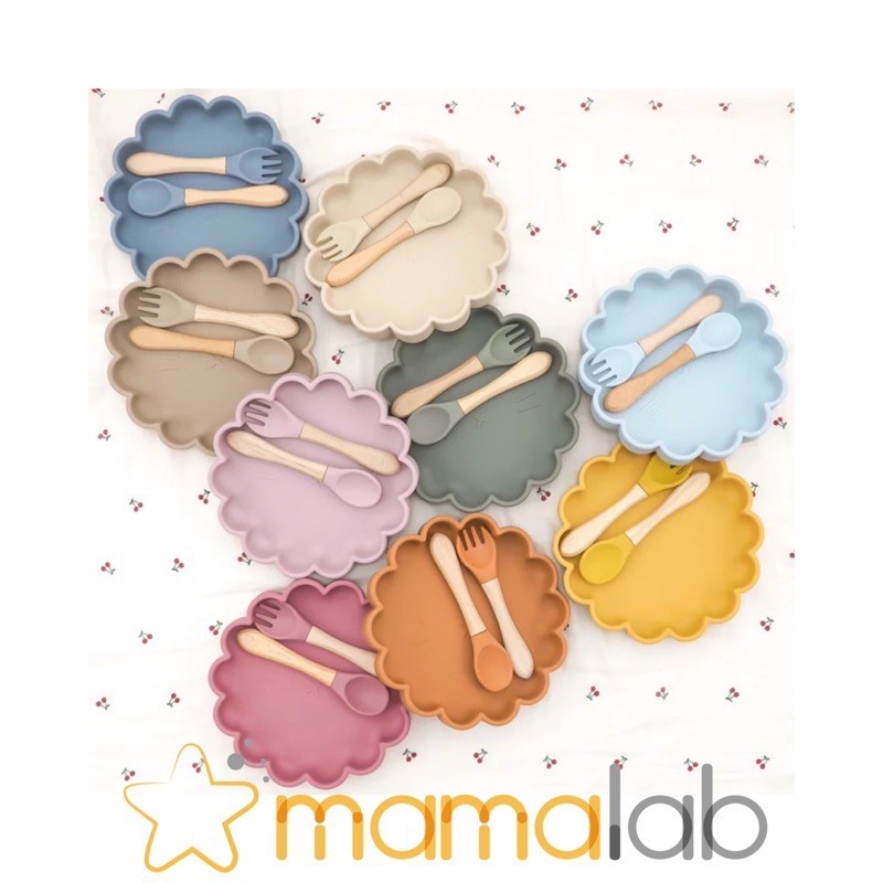 Harga Piring Sillikon Bayi suction SET piring ,sendok garpu
(BPAFREE /PIRING BAYI SET SILIKON ANTI TUMPAH