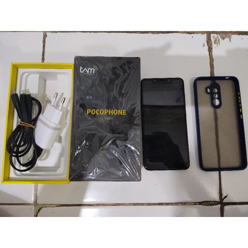 POCOPHONE F1 MATOT