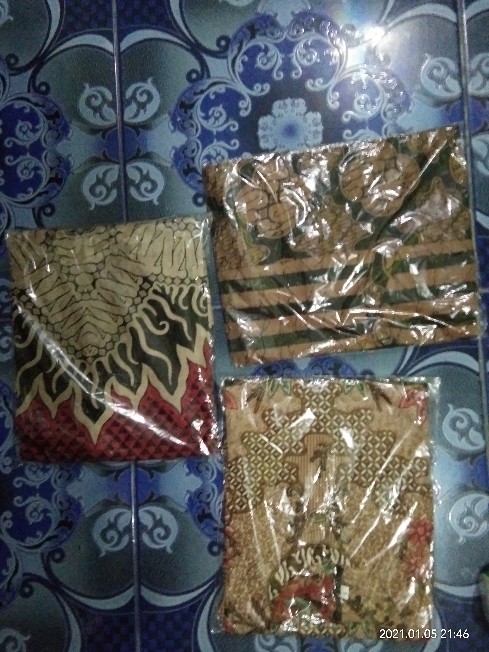 Atasan Batik Dolby Dolbi Dobby Doby Tenun Sutra Tulis Halus Katun Atbm Baron ,sarombit Atasan Ruby
