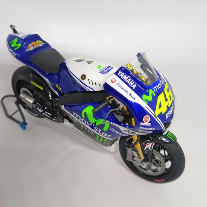 M963- Miniatur Tamiya Motogp 1/12 Yzr M1 2014