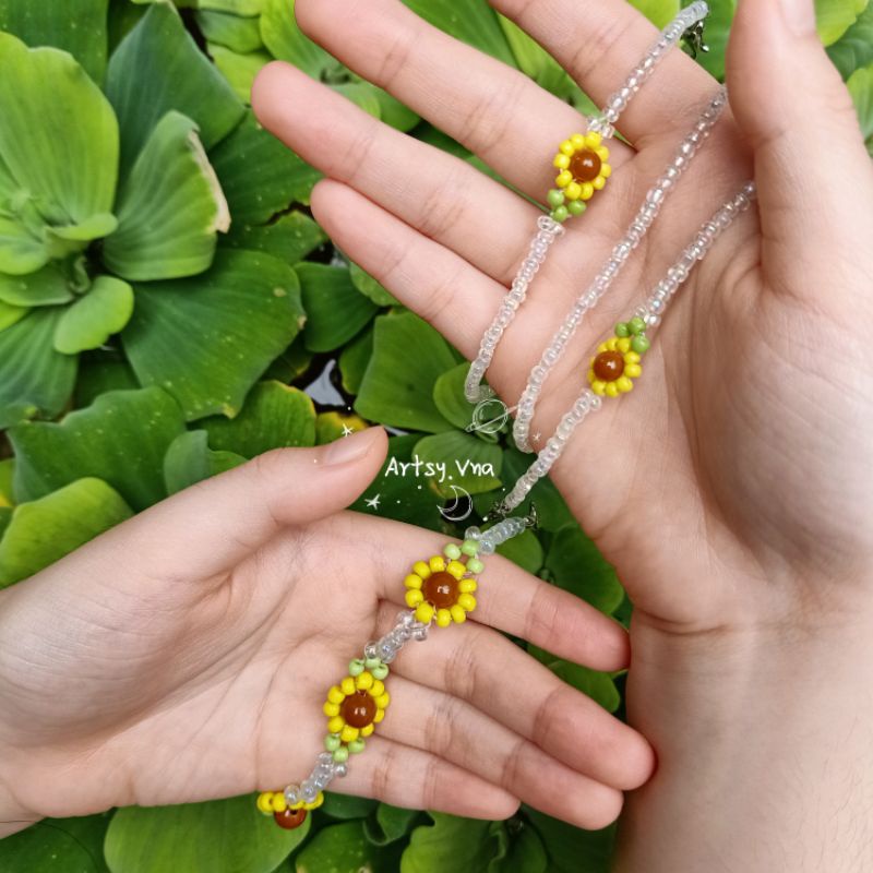 Gift Set - Sunflower (Konektor masker hijab & strap masker)