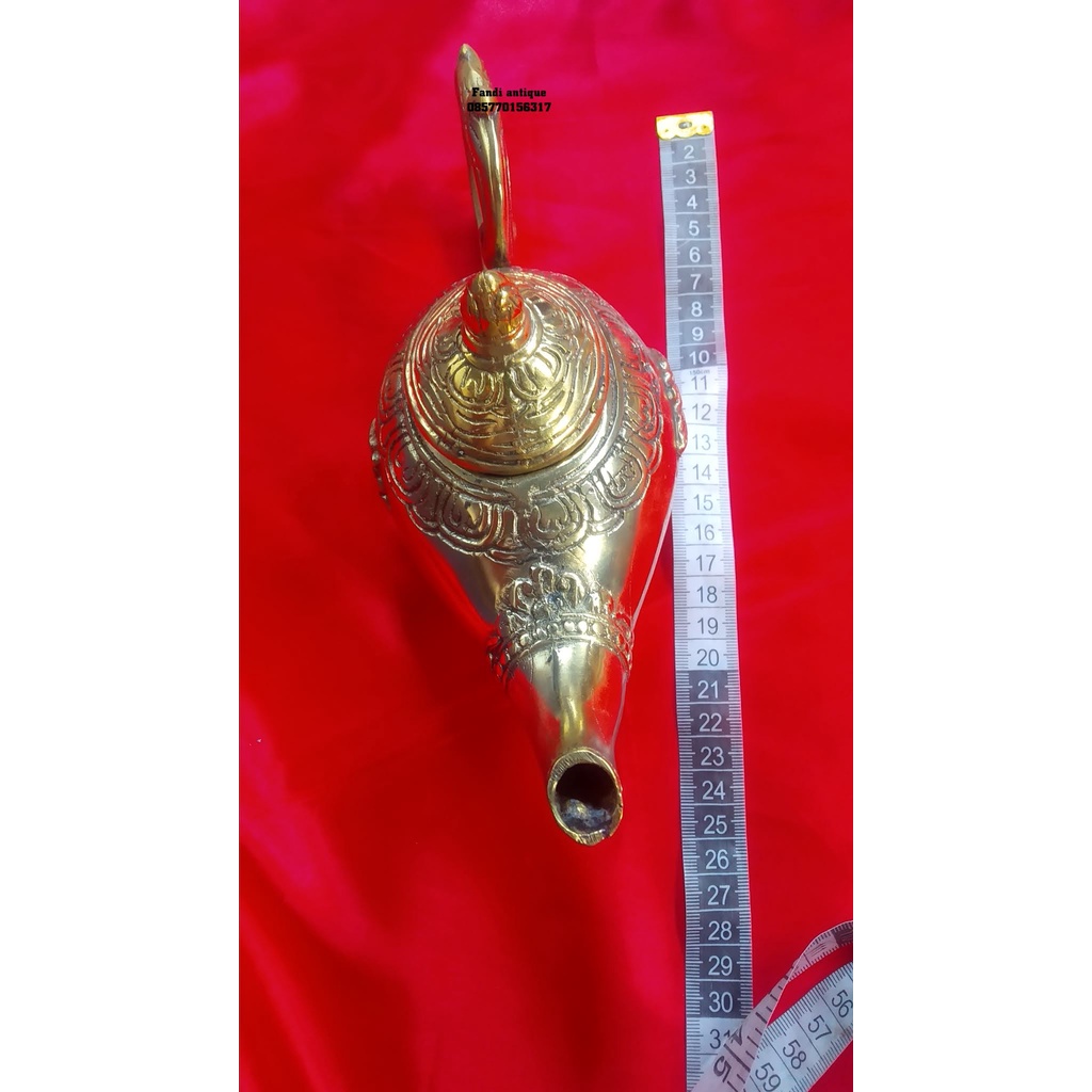 Lampu ajaib teko jin aladin temuan disekitar keraton Surakarta kode trt515755